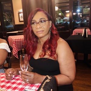 Meet your Posher, Joycelyn